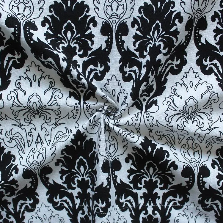 Cotton Black and White Damask Oven Gloves Pack Of 2