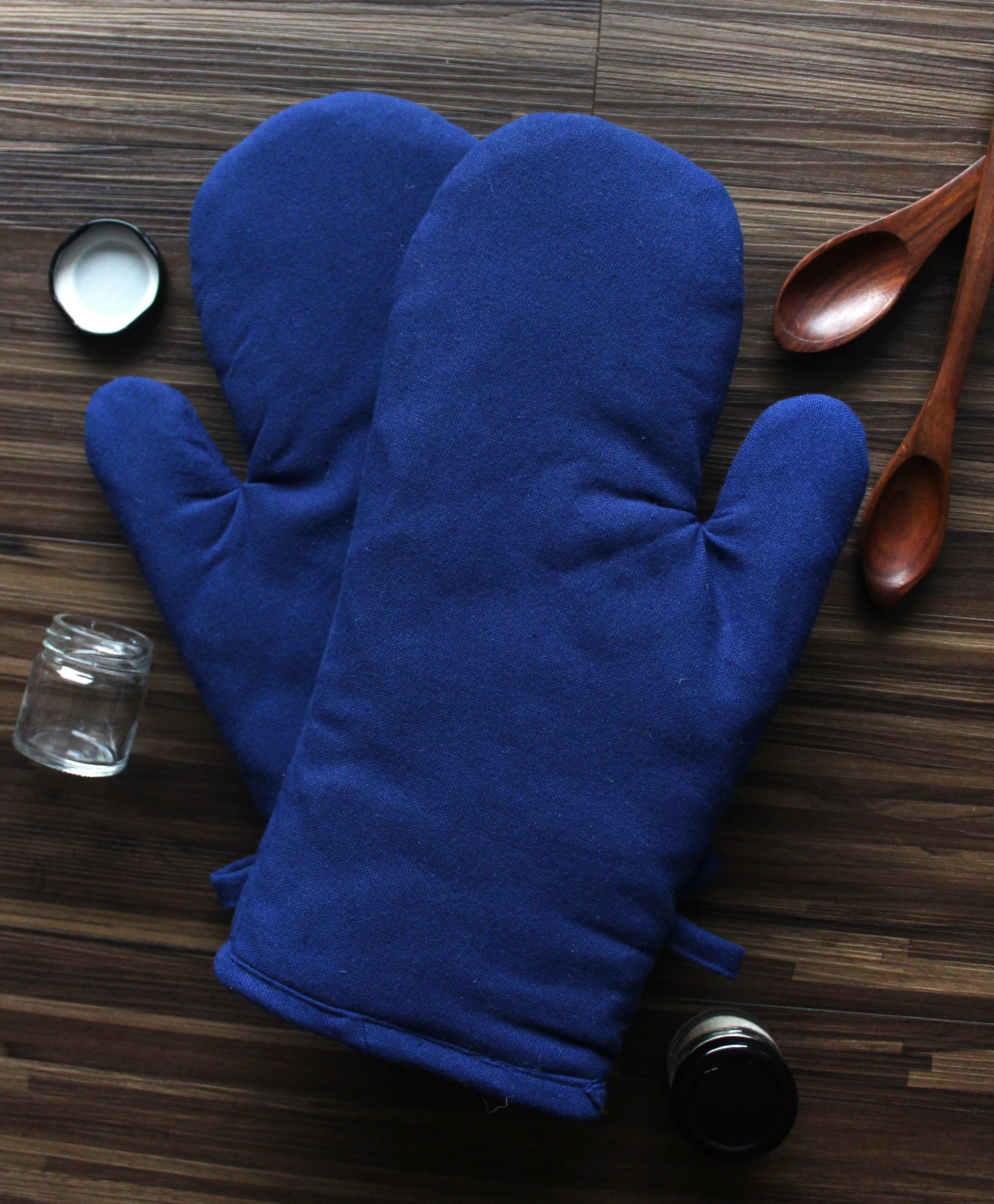 Cotton Solid Blue Oven Gloves Pack Of 2