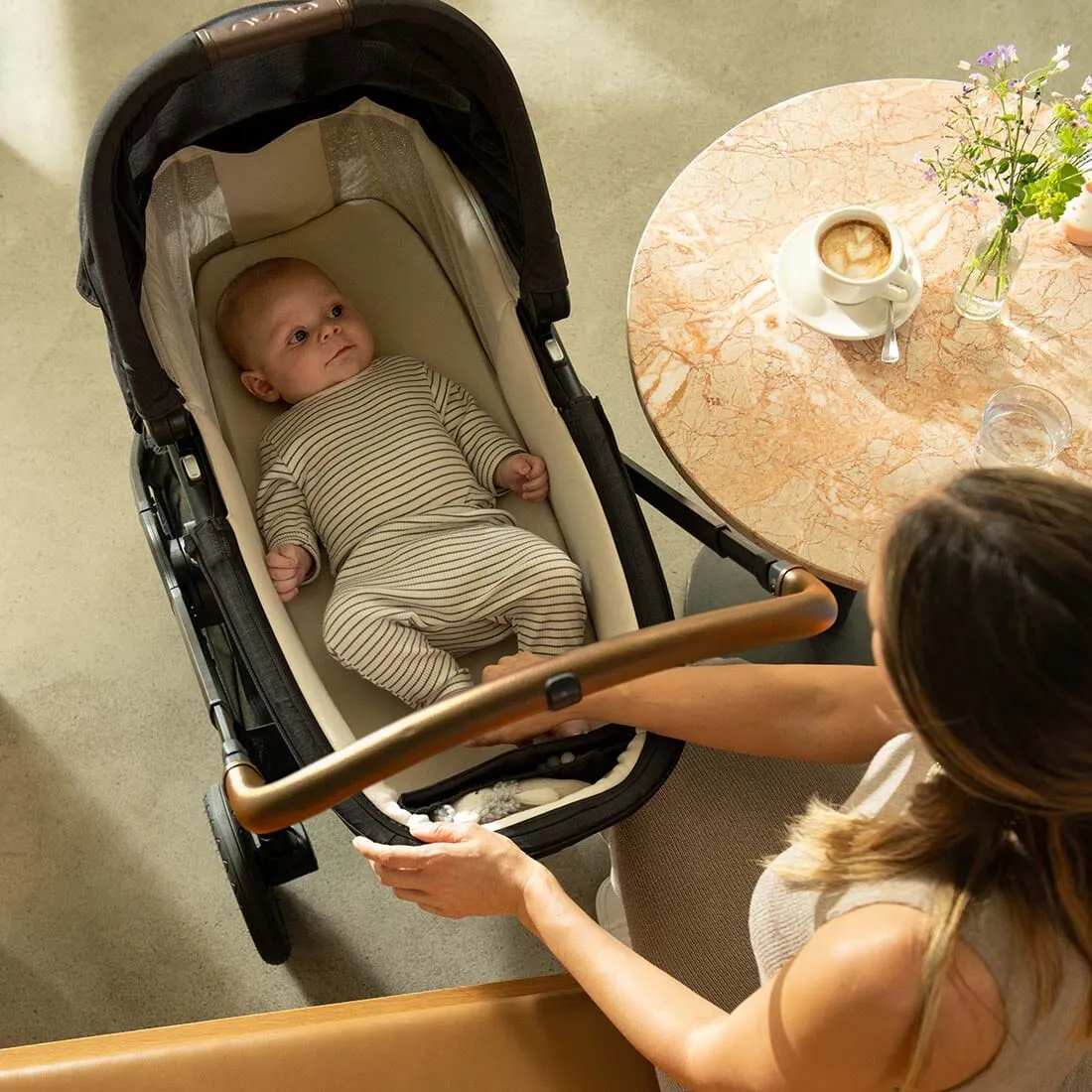 Nuna LYTL Bassinet   Stand For TRIV and SWIV Strollers